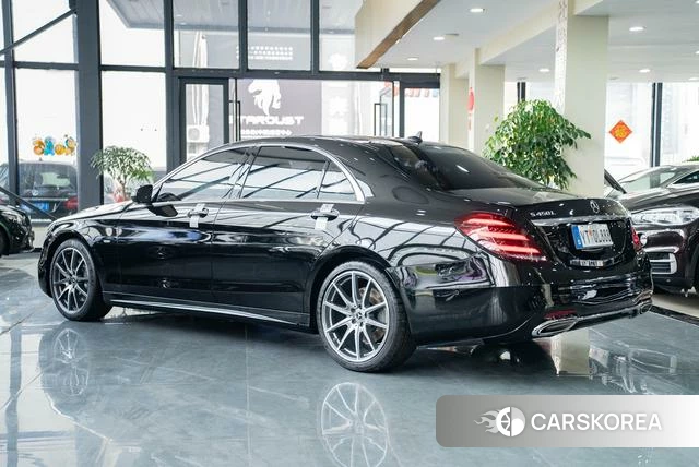 Mercedes-Benz S-class id 4217386 из Китая 9