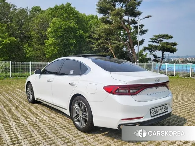 Hyundai Grandeur IG id 2986918 из Кореи 9