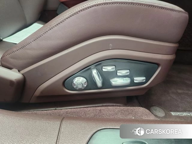 Porsche Panamera (971) id 4310603 из Кореи 9