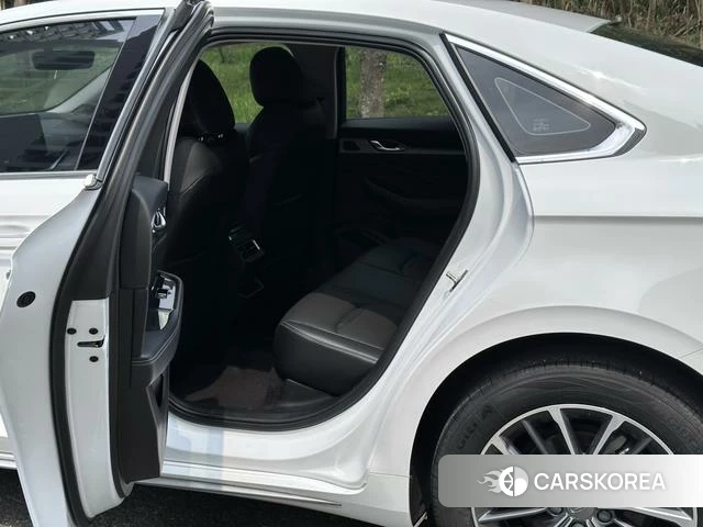 Geely Automobile Xingrui id 4227333 из Китая 9