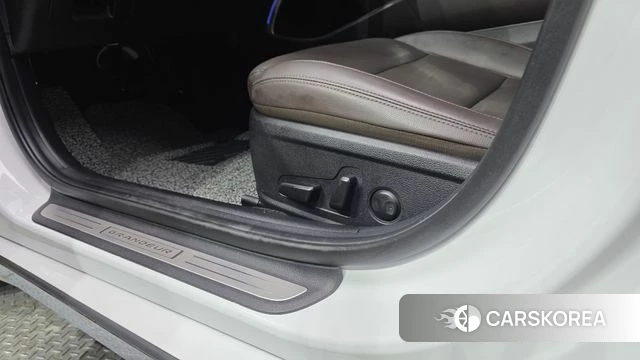 Hyundai The New Grandeur IG id 3965455 из Кореи 9