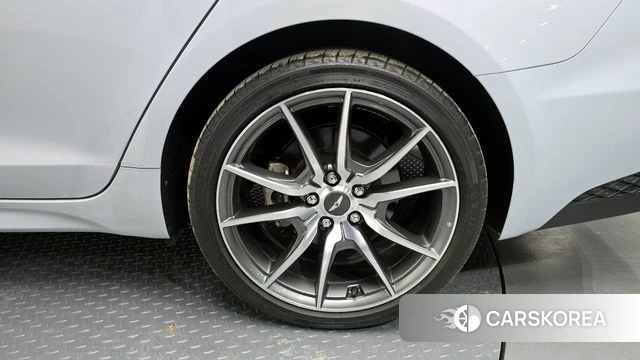 Genesis The New G70 id 4283106 из Кореи 9
