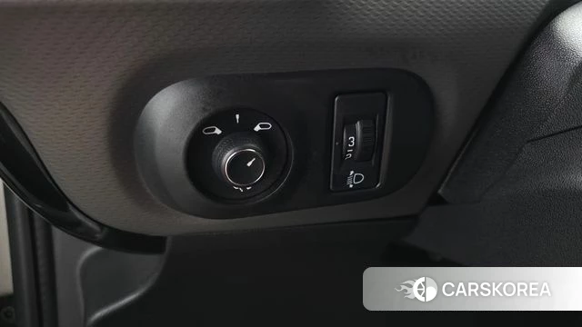 Citroen / DS C4 Cactus id 4652112 из Кореи 9