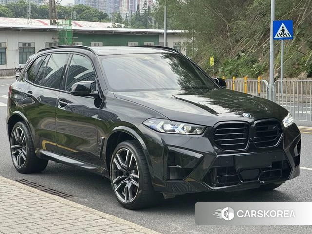 BMW X5 M id 4265541 из Китая 9
