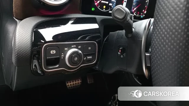 Mercedes-Benz A-Class W177 id 3757731 из Кореи 9