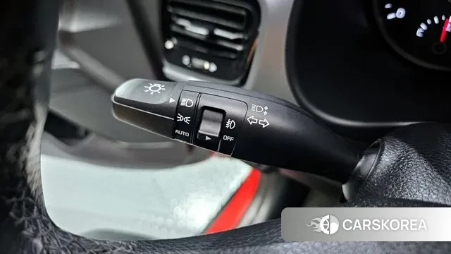 Kia Stonic id 2941352 из Кореи 9