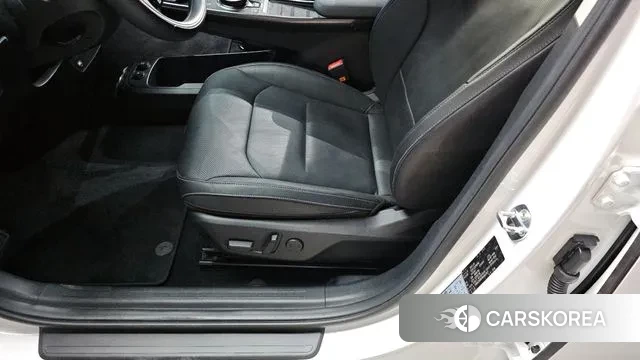 Kia EV6 id 3058812 из Кореи 9