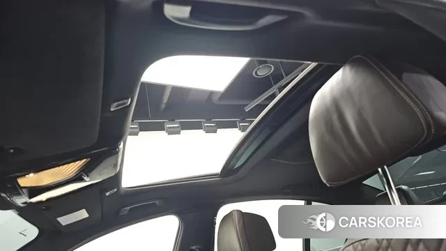 BMW 5 Series (G30) id 3601338 из Кореи 9