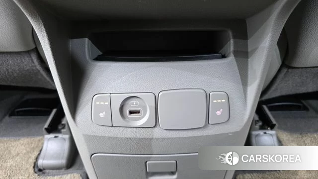 Kia The New Carnival id 4698618 из Кореи 9