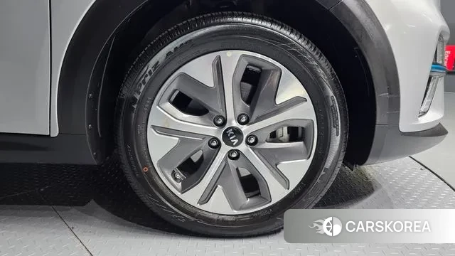 Kia Niro EV id 3717527 из Кореи 9