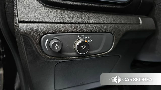Chevrolet (GM Daewoo) New Bolt EV id 4592216 из Кореи 9