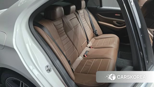 Mercedes-Benz E-Class W213 id 4579667 из Кореи 9