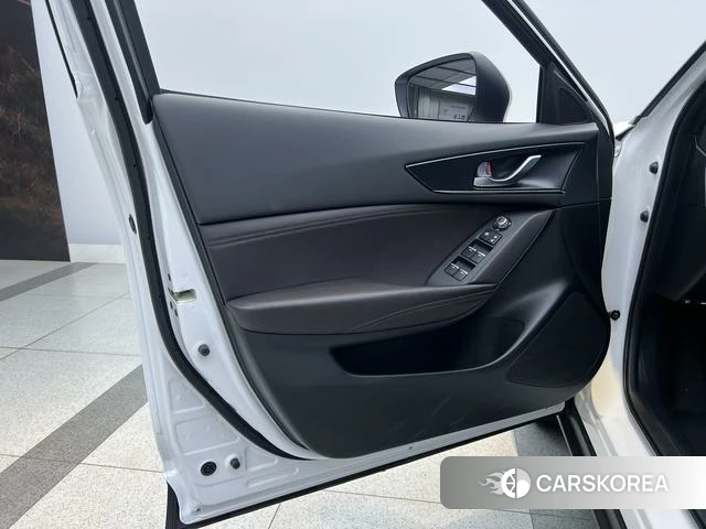 Mazda CX-4 id 4263405 из Китая 9