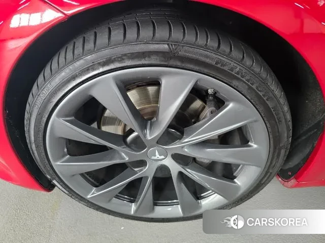 Tesla Model S id 3215098 из Кореи 9