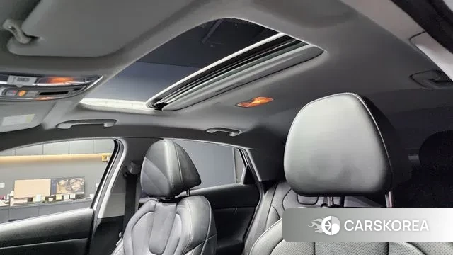 Hyundai Avante (CN7) id 3257848 из Кореи 9