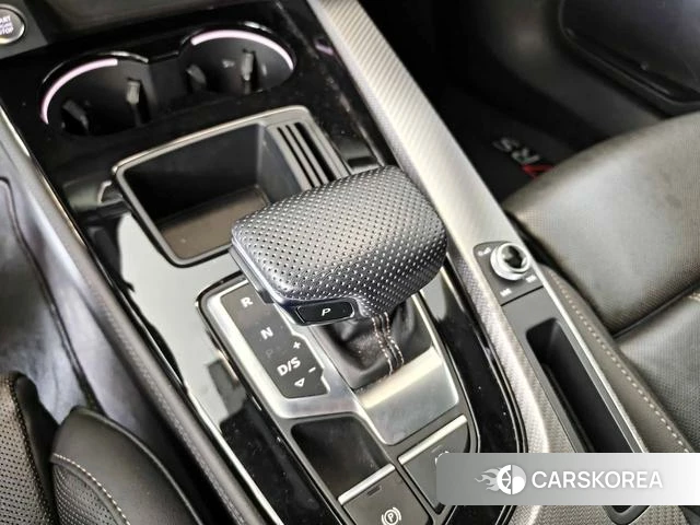 Audi A4L id 4240236 из Китая 9