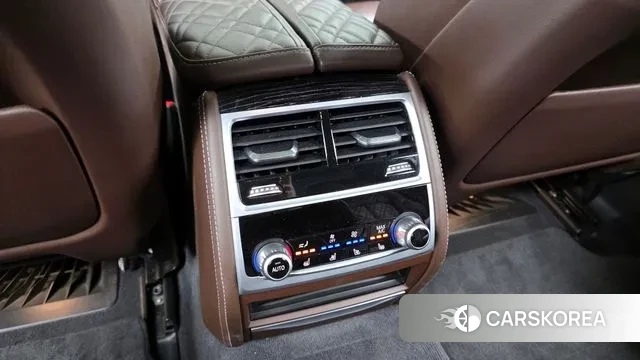 BMW 7 Series (G11) id 3459204 из Кореи 9