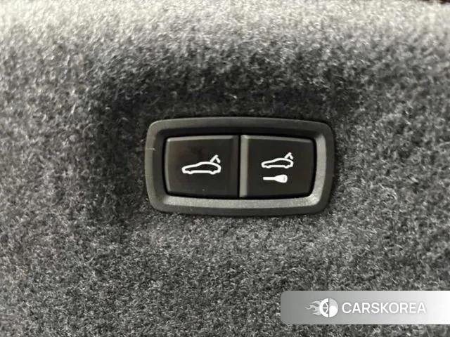 Porsche Taycan id 3059657 из Кореи 9