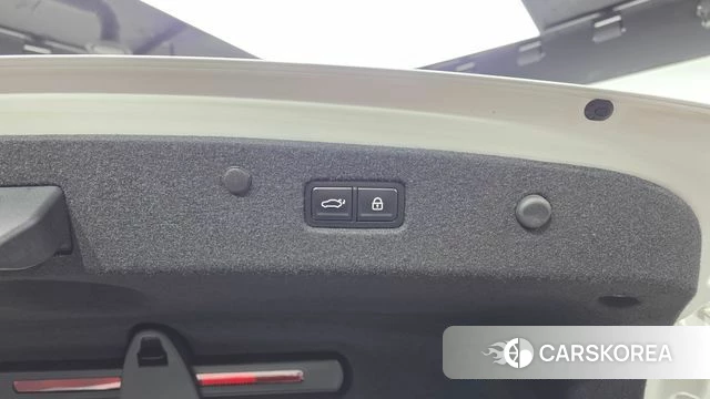 Kia The New K8 Hybrid id 4921352 из Кореи 9