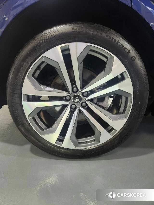 Audi Q8 (4M) id 4456650 из Кореи 9