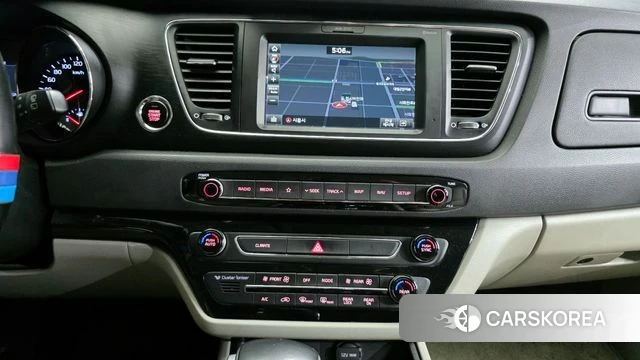 Kia The New Carnival id 3853794 из Кореи 9