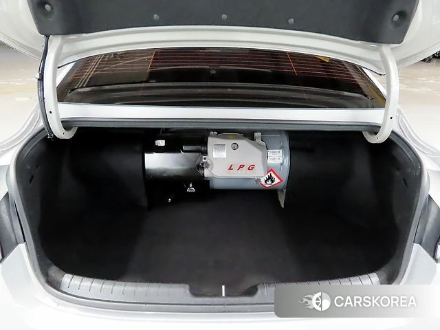 Hyundai Avante (CN7) id 3843078 из Кореи 9