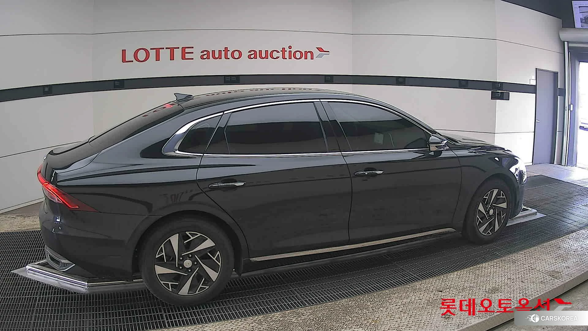 Hyundai Grandeur Hybrid id 3881998 из Кореи 9