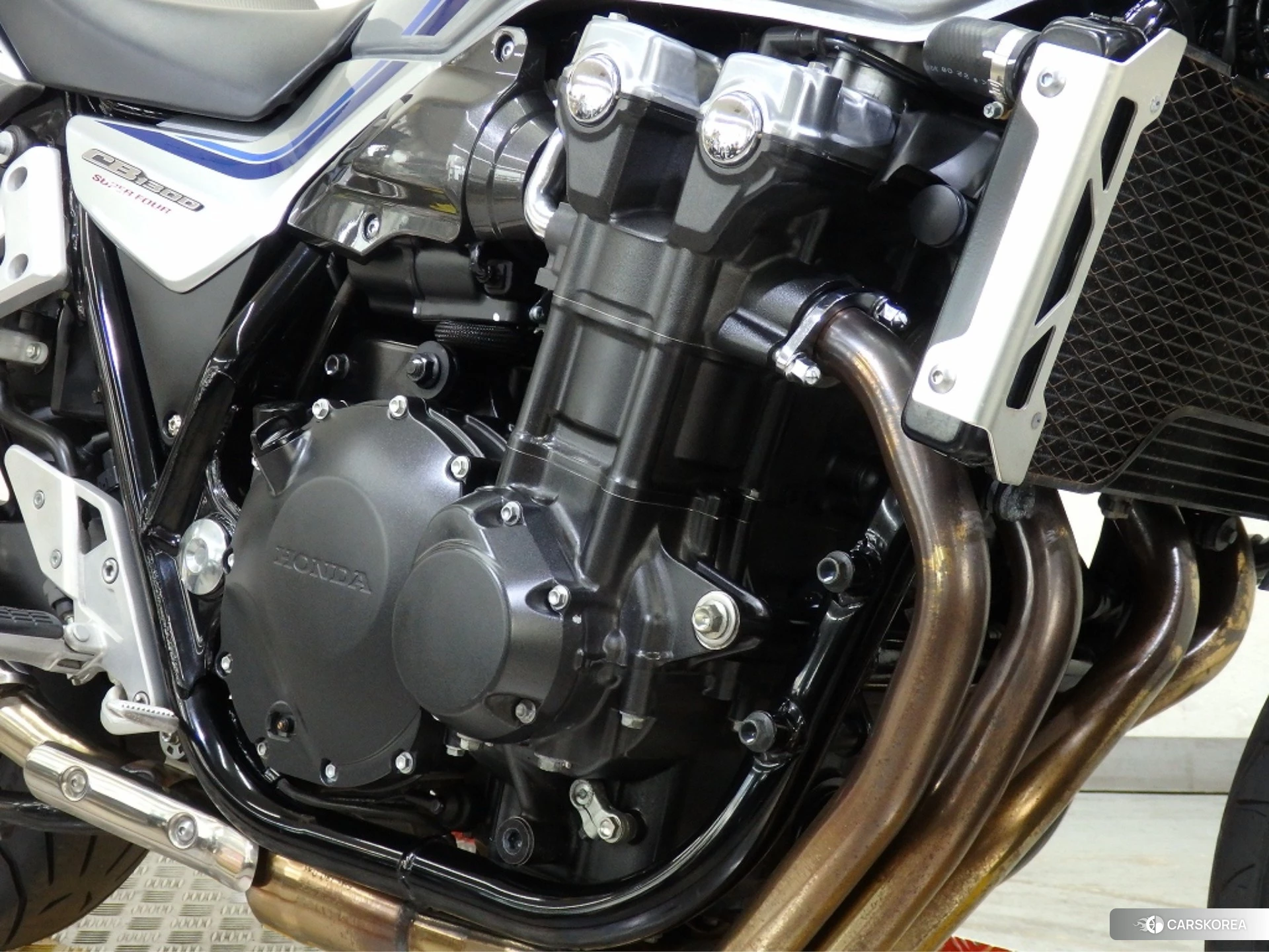 Honda CB1300SF id 4380249 из Японии 9