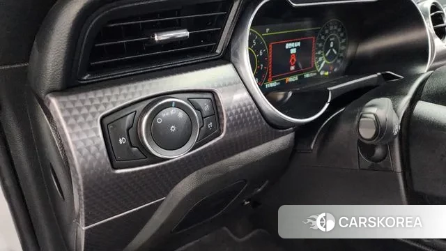 Ford Mustang id 3713619 из Кореи 9