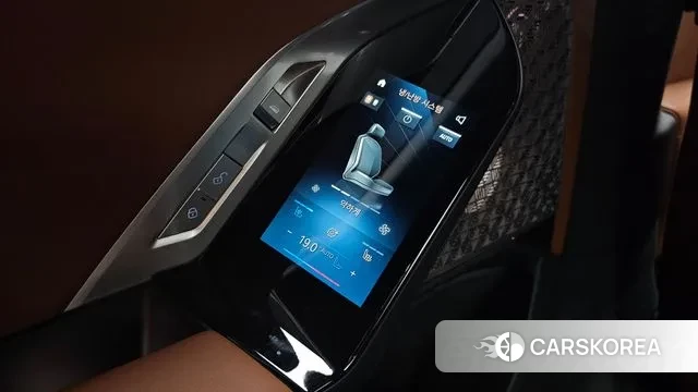 BMW 7 Series (G70) id 3036337 из Кореи 9