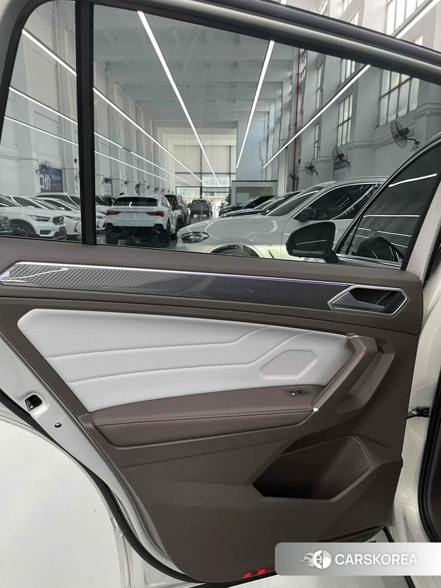 Volkswagen Tiguan L id 4214093 из Китая 9