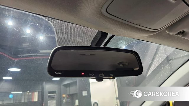 Kia Stonic id 3911987 из Кореи 9