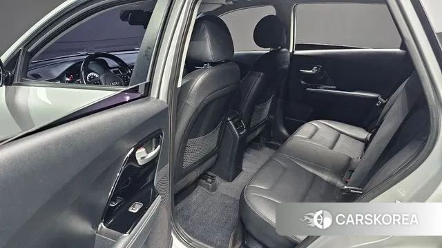 Kia Niro id 3396827 из Кореи 9