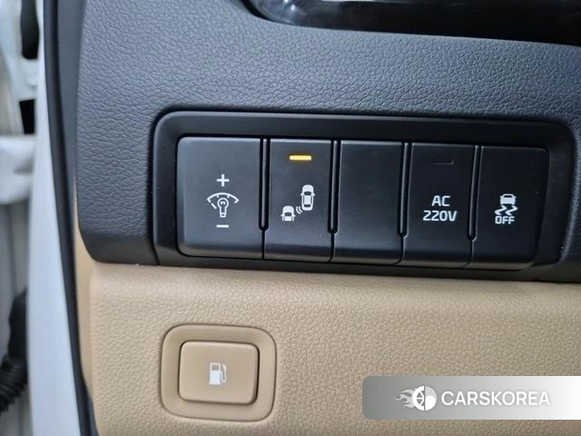 Kia All New Carnival id 4713450 из Кореи 9