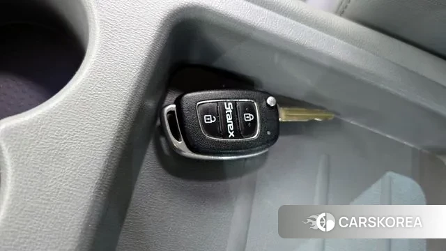 Hyundai The New Grand Starex id 3039218 из Кореи 9