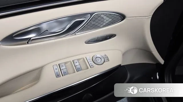 Genesis GV70 id 3739557 из Кореи 9