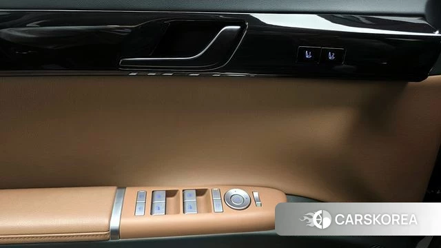 Hyundai Grandeur (GN7) id 3922459 из Кореи 9