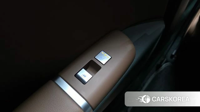 Hyundai Grandeur Hybrid (GN7) id 3825947 из Кореи 9