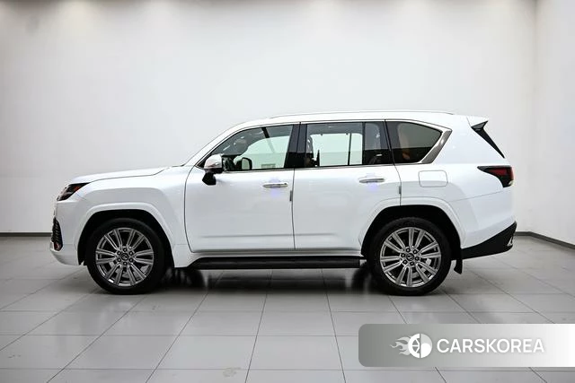 Lexus LX id 4262499 из Китая 9