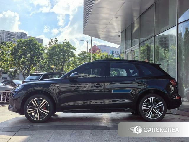 Audi Q5L id 4358871 из Китая 9