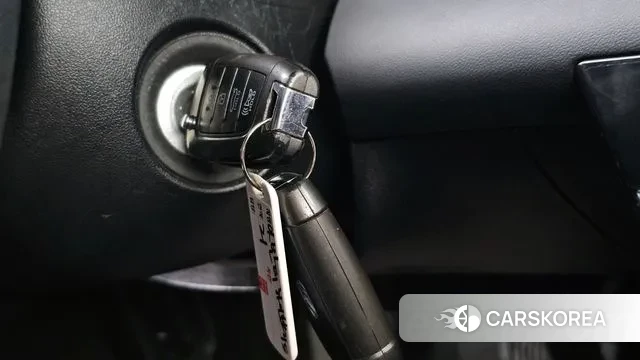 Hyundai Avante Hybrid (CN7) id 3224667 из Кореи 9