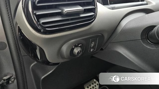Citroen / DS C4 Cactus id 4677804 из Кореи 9