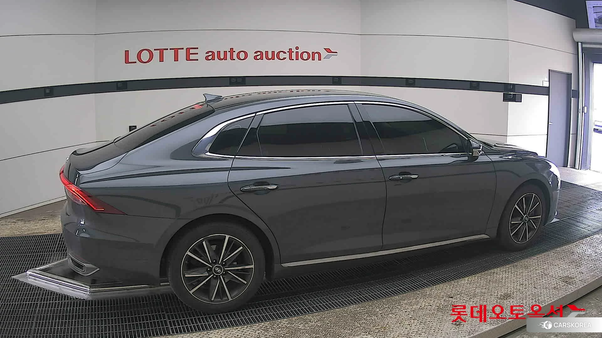 Hyundai Grandeur id 3875695 из Кореи 9