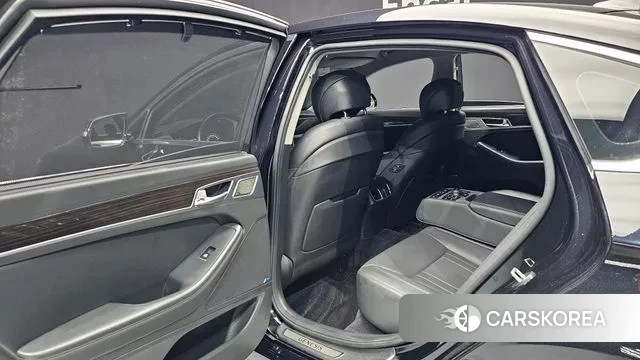 Genesis G80 id 2976700 из Кореи 9