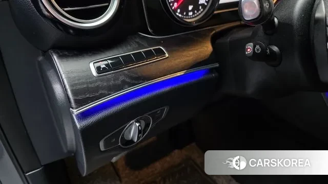 Mercedes-Benz E-Class W213 id 3728116 из Кореи 9