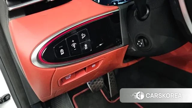 Genesis GV70 id 3561476 из Кореи 9