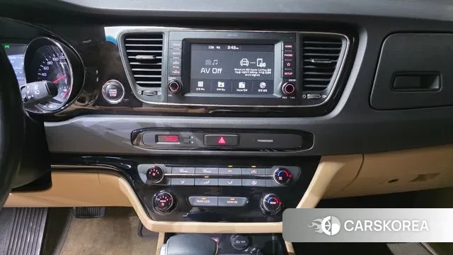 Kia The New Carnival id 3445036 из Кореи 9