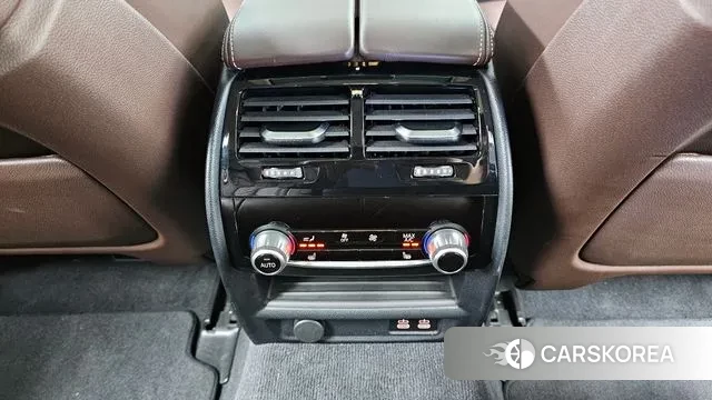 BMW 5 Series (G30) id 3567595 из Кореи 9