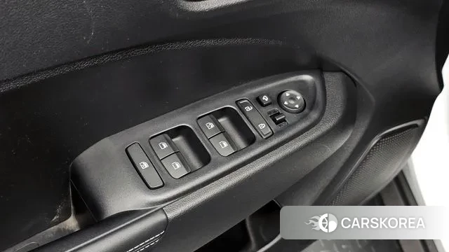 Hyundai Venue id 3697345 из Кореи 9