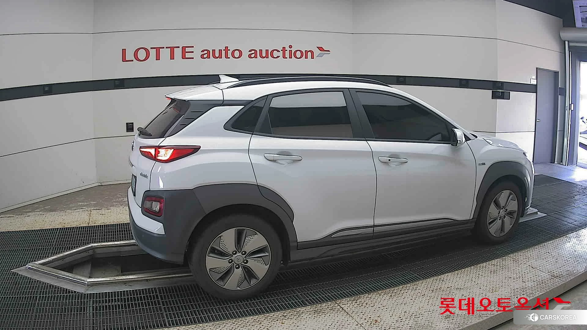 Hyundai KONA Electric id 4674132 из Кореи 9